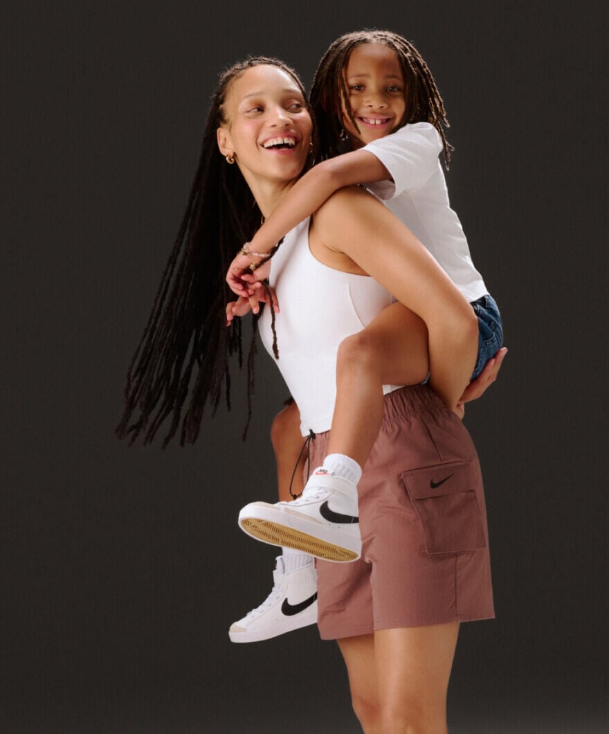 Nike Mamá