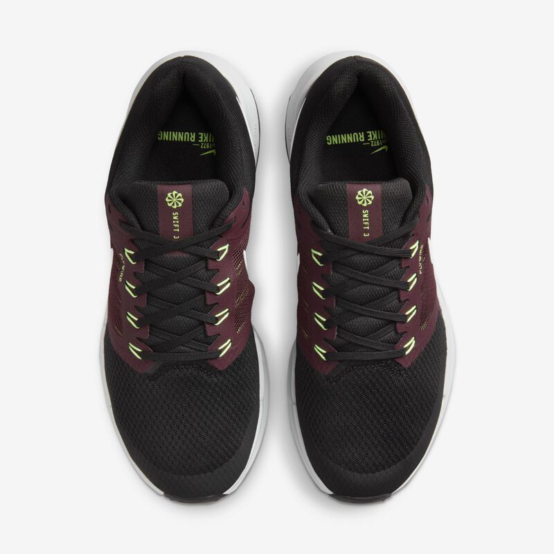 Nike Run Swift 3, Negro/Burdeos enérgico/Avalancha lima/Platino puro, hi-res