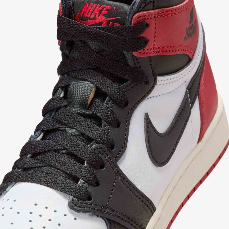 Air Jordan 1 High OG "Black Toe", Blanco/Negro-Rojo Universitario-Vela, hi-res
