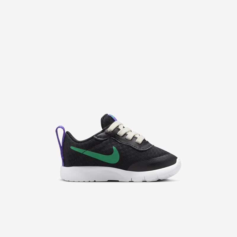Nike Tanjun EasyOn, Negro/Verde Estadio-Violeta Persa-Blanco, hi-res