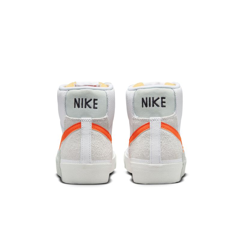 Nike Blazer Mid Pro Club, Blanco/Vela/Plata claro/Naranja de seguridad, hi-res