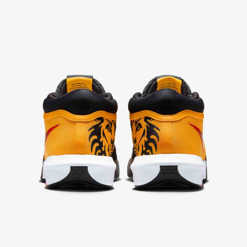 LeBron Witness VIII, Oro Universitario/Carmesí Claro/Blanco/Negro, hi-res