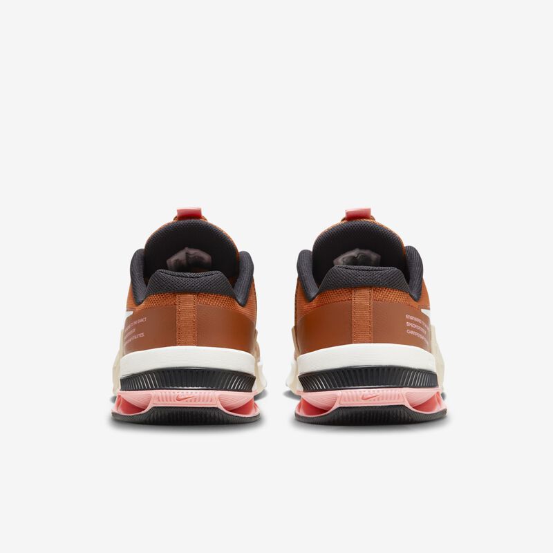 Nike Metcon 8, Rojizo oscuro/Arenales/Vela/Negro, hi-res