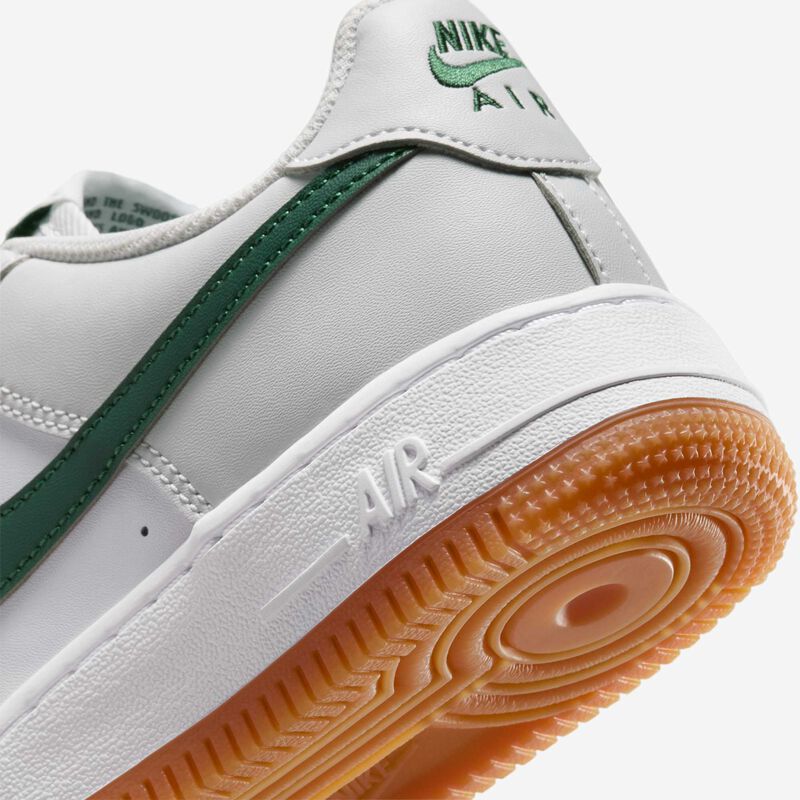 Nike Air Force 1, Polvo de fotones/Abeto/Goma marrón medio/Blanco, hi-res