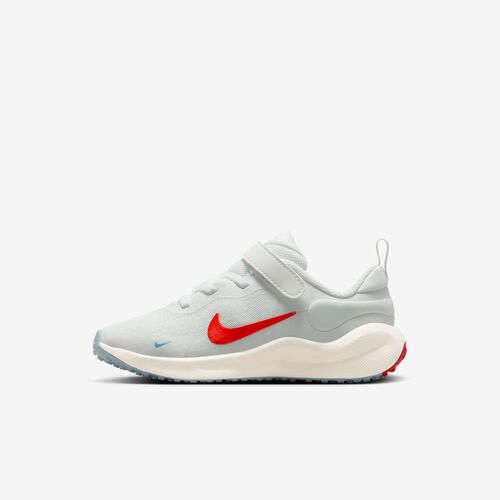 Nike Revolution 7
