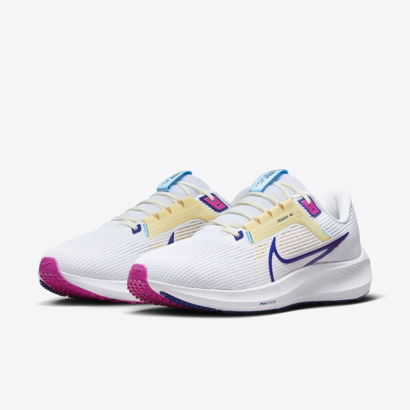 Nike Pegasus 40, Blanco/Polvo de Fotón/Rosa Intenso/Hiper Azul Profundo, hi-res