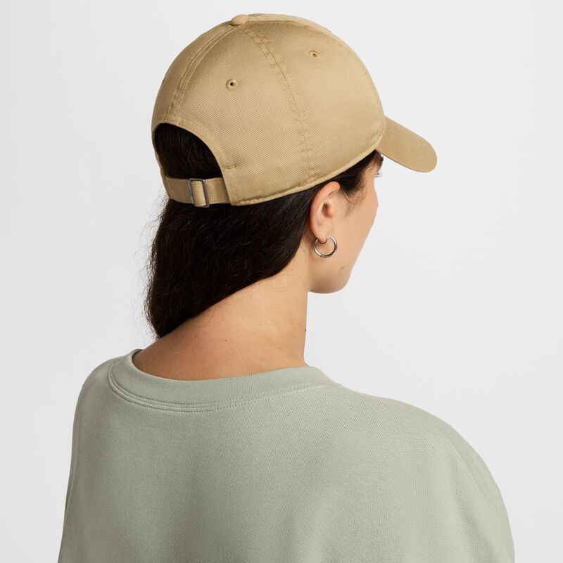 Nike Club, Paracaídas Beige/(Blanco), hi-res