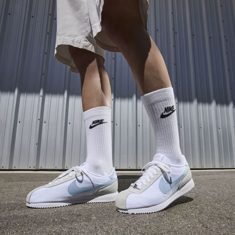 Nike Cortez, Blanco/Marrón Orewood Claro/Blanco Cumbre/Azul Armería Claro, hi-res