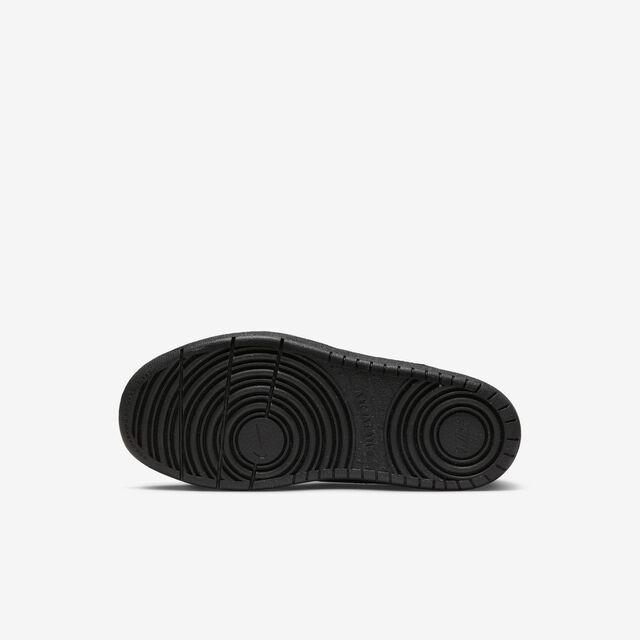 [Ljava.lang.String;@27e0288e Nike Court Borough, Negro, hi-res