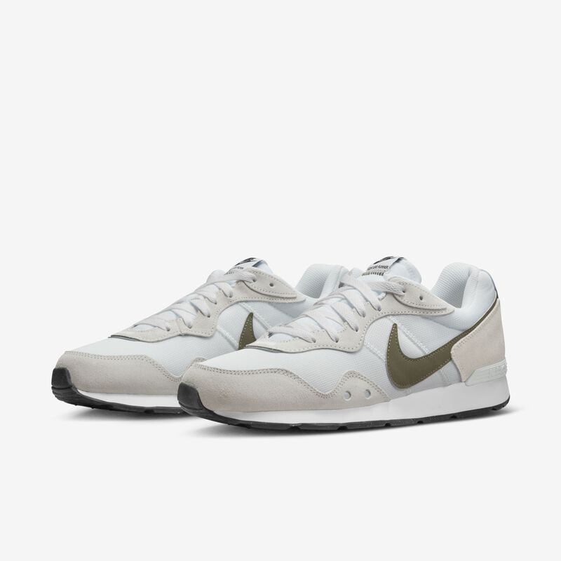 Nike Venture Runner, Blanco Cumbre/Negro/Blanco/Oliva Medio, hi-res