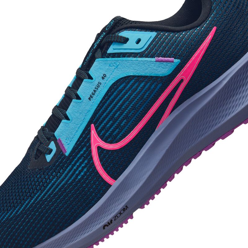 Nike Pegasus 40 SE, Negro/Abismo verde/Azul Báltico/Rosa intenso, hi-res
