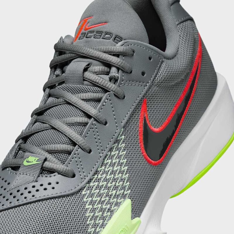 Nike GT Cut Academy, Gris Humo/Gris Humo Oscuro-Apenas Voltio-Carmes&iacute;-Blanco-Voltio, hi-res