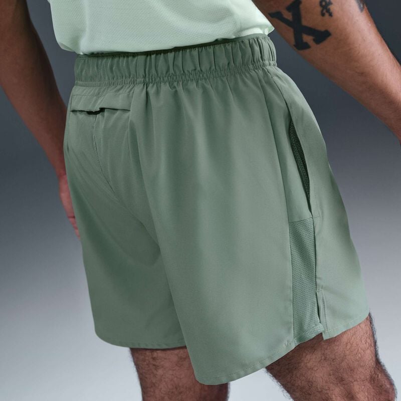 Nike Challenger, Verde Arcilla/Verde Arcilla/Negro, hi-res