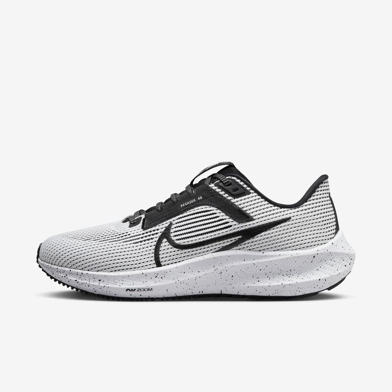 Nike Pegasus 40, Negro/Blanco, hi-res
