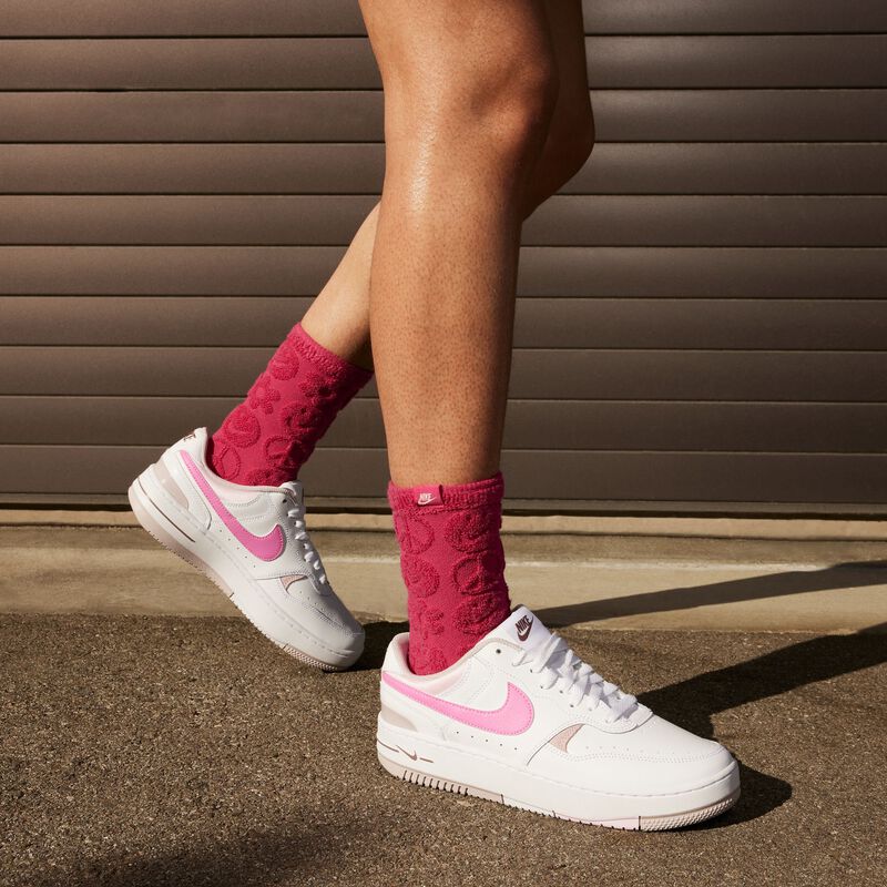 Nike Gamma Force, Blanco/Rosa juguetón-Violeta platino, hi-res