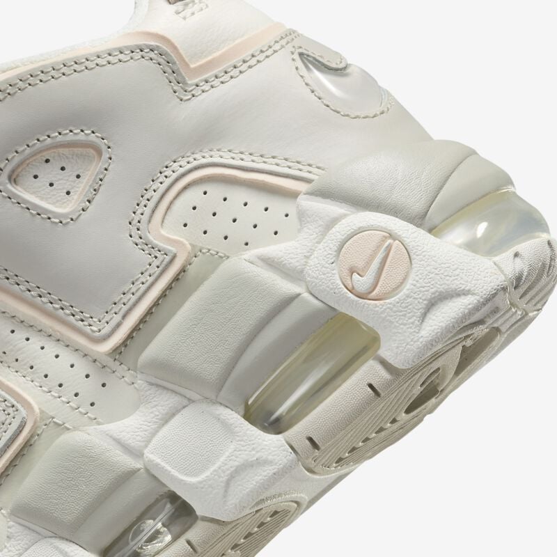 Nike Air More Uptempo, Vela/Guayaba Hielo-Hueso Claro, hi-res