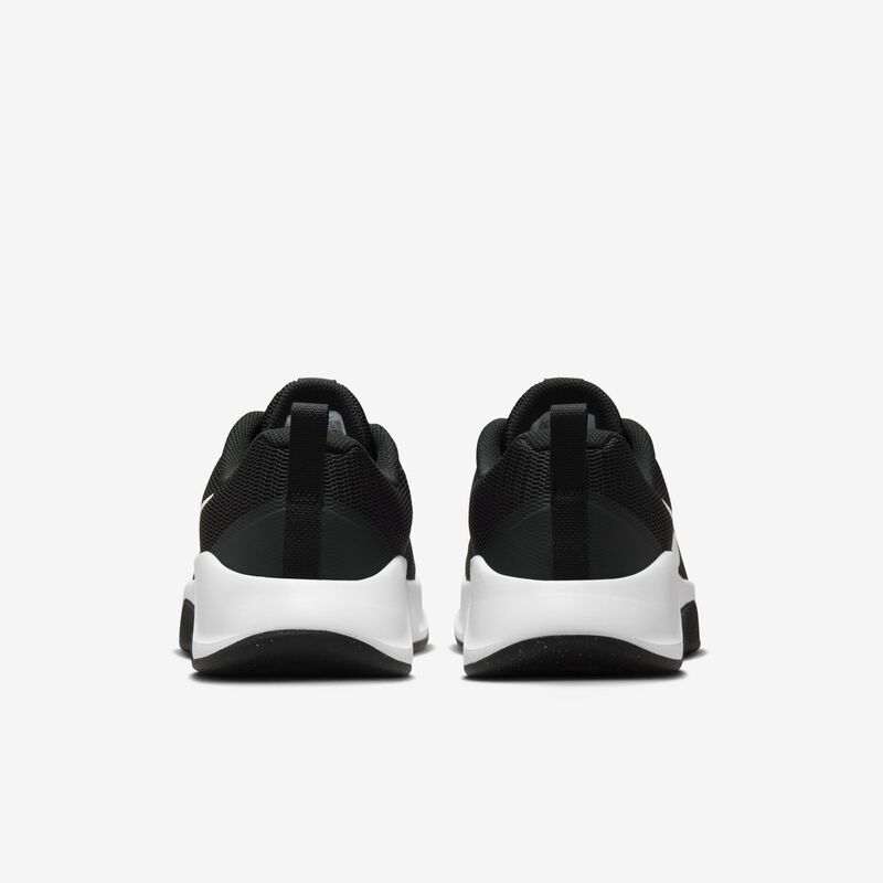 Nike MC Trainer 3, Negro/Blanco, hi-res