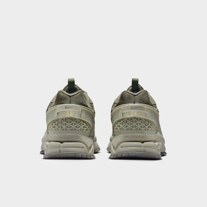 Zapatilla Nike Zoom Vomero Roam, Gris, hi-res