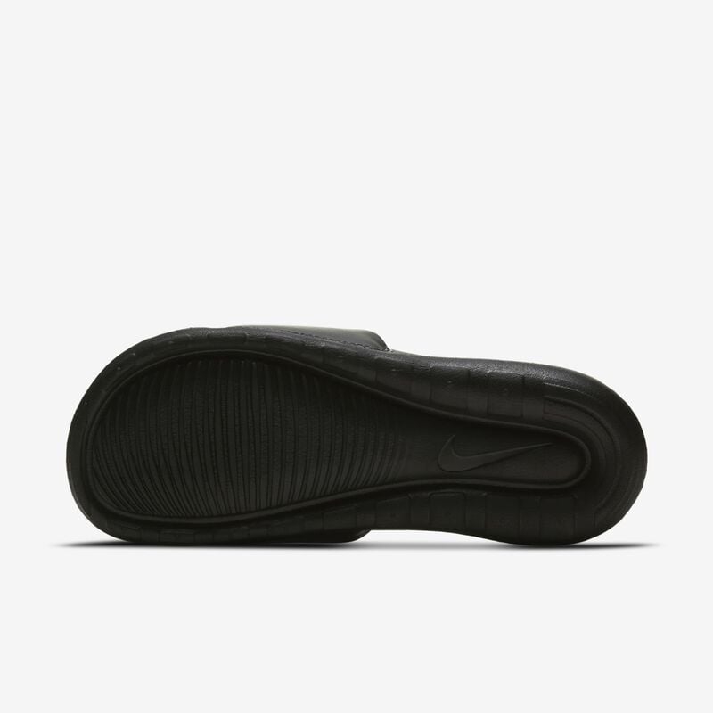 Nike Victori One, Negro/Negro/Blanco, hi-res