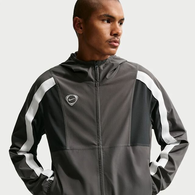 [Ljava.lang.String;@3cc324b4 Nike Sportswear, Marr&oacute;n, hi-res