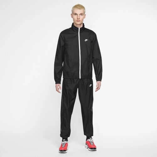 Nike Sportswear Club