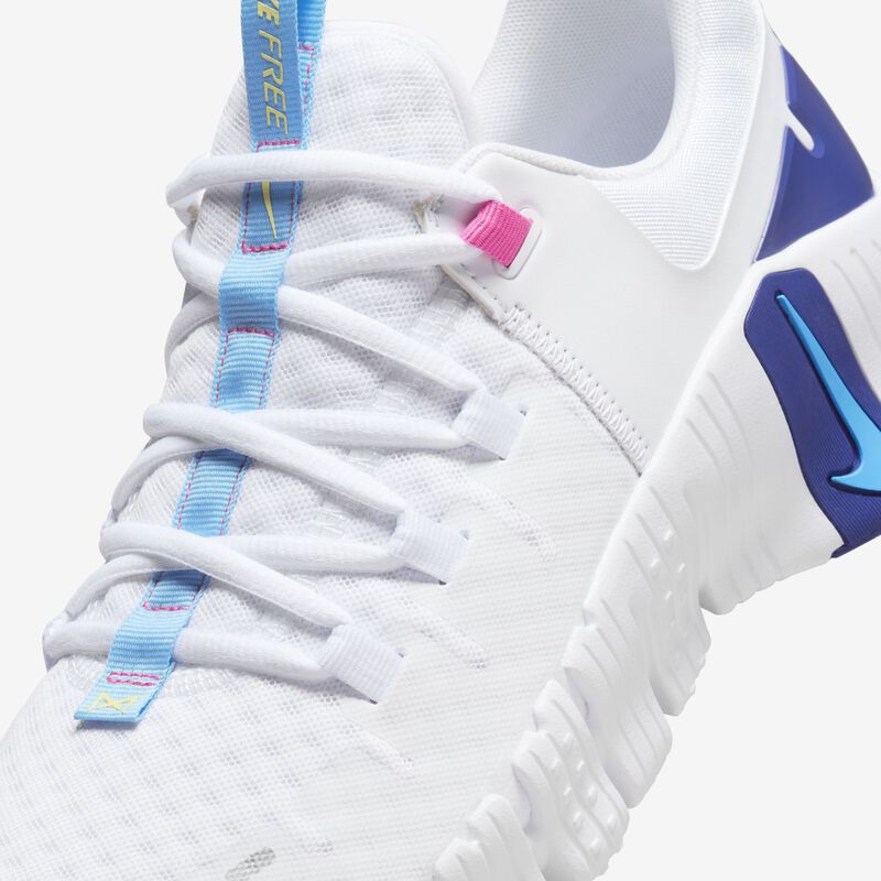 Nike Free Metcon 5, Blanco/Rosa Feroz/Azul Real/Azul Acuario, hi-res
