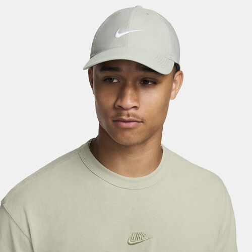 Nike Dri-FIT Club