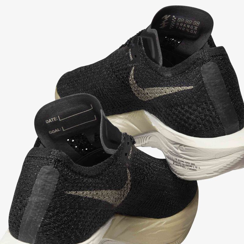Nike Vaporfly 3, Negro/Negro/Crudo/Oro metalizado con textura, hi-res