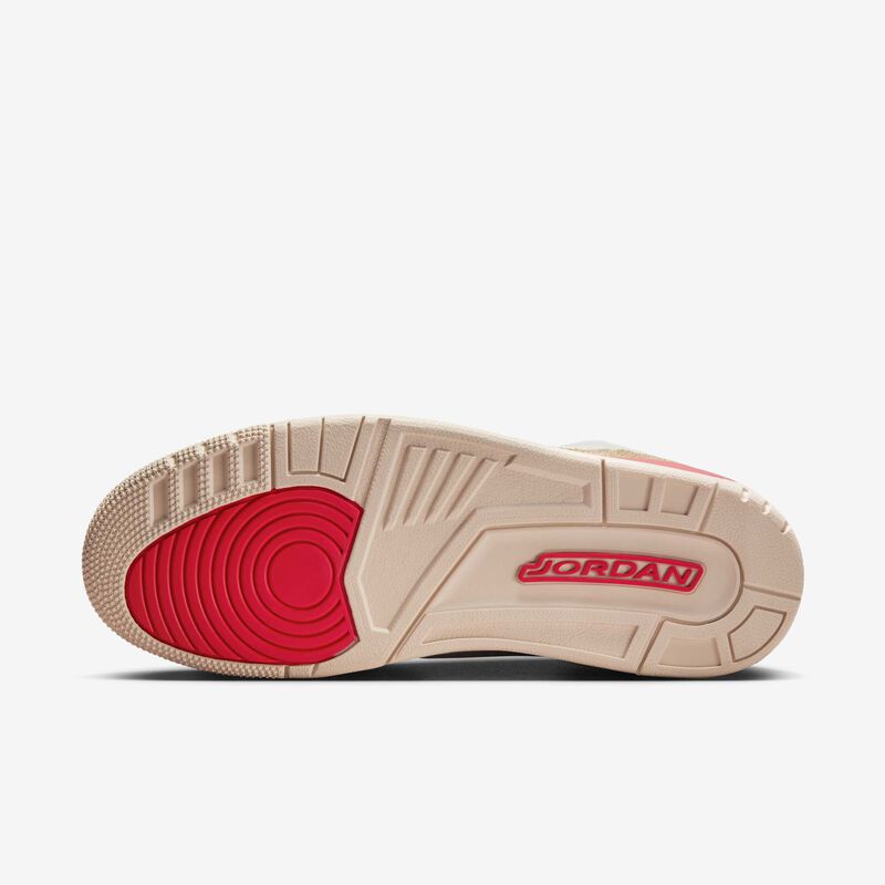 Jordan Spizike Low, Blanco/Camuflaje del Desierto/Vela/Rojo Fuego, hi-res