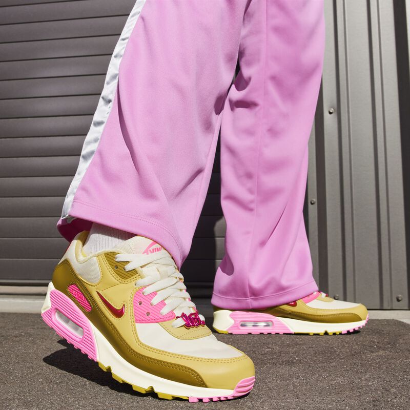 Nike Air Max 90 SE, Leche de coco/Oro Saturno/Bronceado/Rosa juguetón, hi-res
