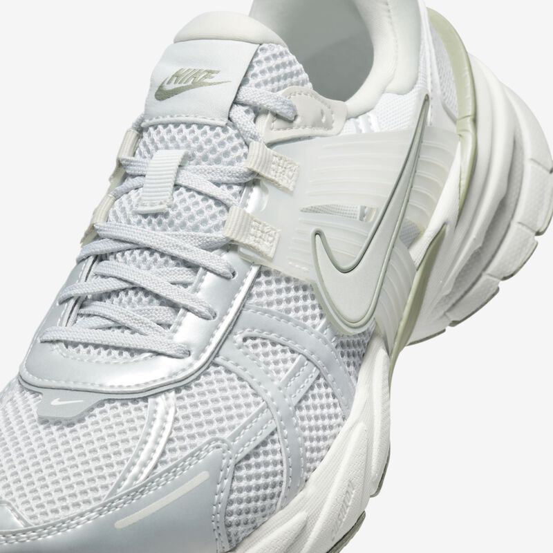 Nike V2K Run, Polvo fotón/Plata claro/Blanco cima, hi-res