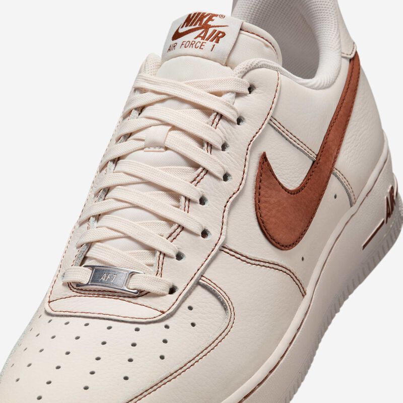 Nike Air Force 1 '07 LV8, Marfil/Marrón Silla De Montar, hi-res