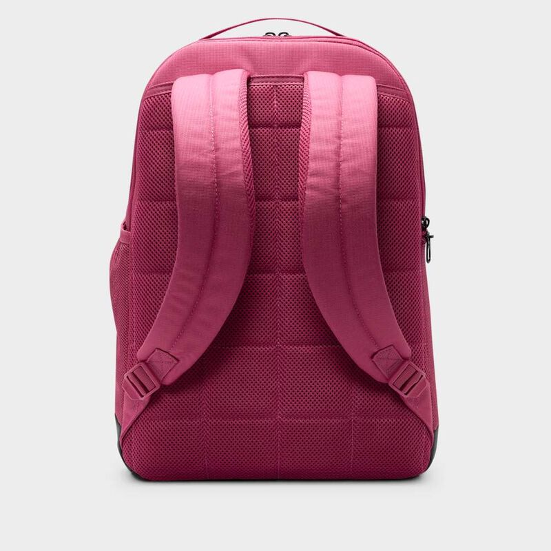 Nike Brasilia 9.5, Remolacha Dulce/Negro/(Blanco), hi-res