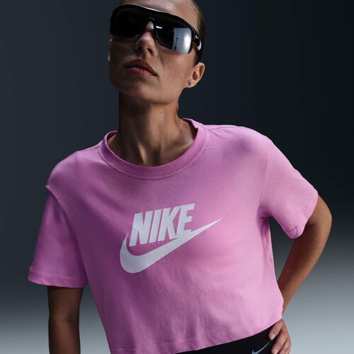 Nike Sportswear Essential