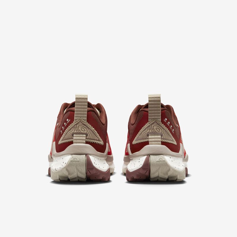 Nike Wildhorse 8, Rojo Picante/Pony oscuro/Gris topo difuso/Vela, hi-res