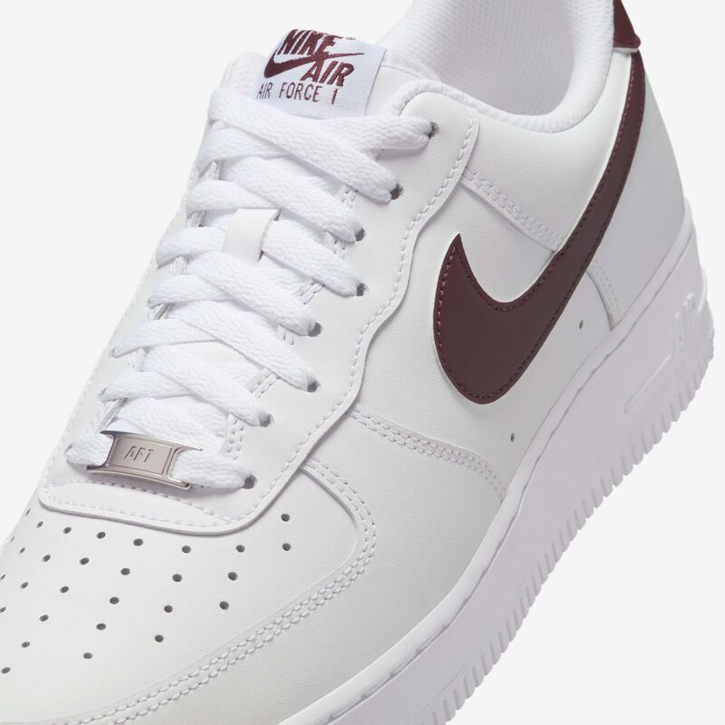 Nike Air Force 1 '07, Blanco/Blanco/Burdeos Enérgico, hi-res
