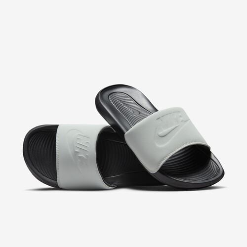 Nike Victori One