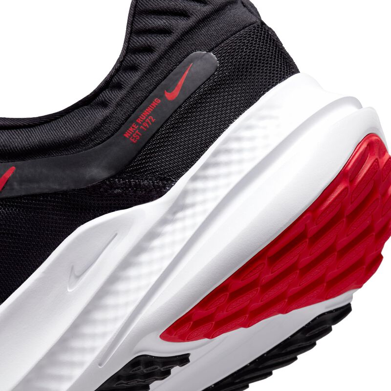 Nike Quest 5, Negro/Gris humo/Rojo Universidad, hi-res