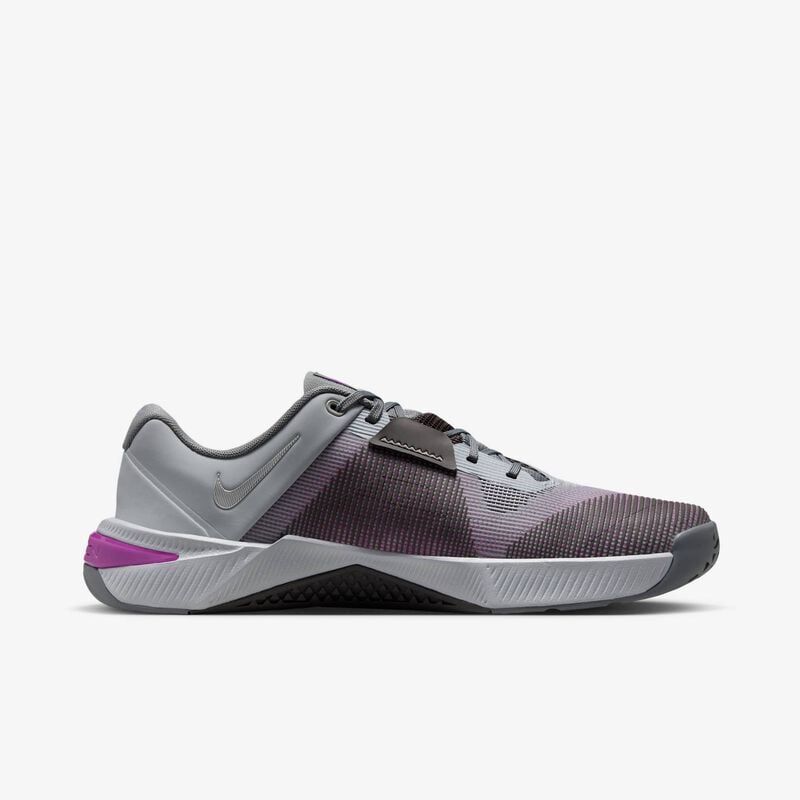 Nike Metcon 10, Gris Lobo/Ceniza Medio/Púrpura Vivo/Plata metalizado, hi-res