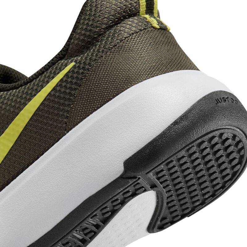 Nike City Rep TR, Oliva medio/Blanco/Secuoya/Alto voltaje, hi-res