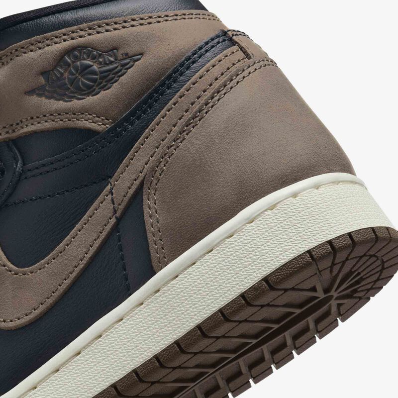 Air Jordan 1 High OG, Negro/Oro Metálico/Palomino/Vela, hi-res