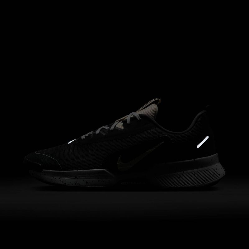 Nike Juniper Trail 3, Gris Humo Oscuro/Negro/Gris Lobo/Marrón Verdoso Claro, hi-res