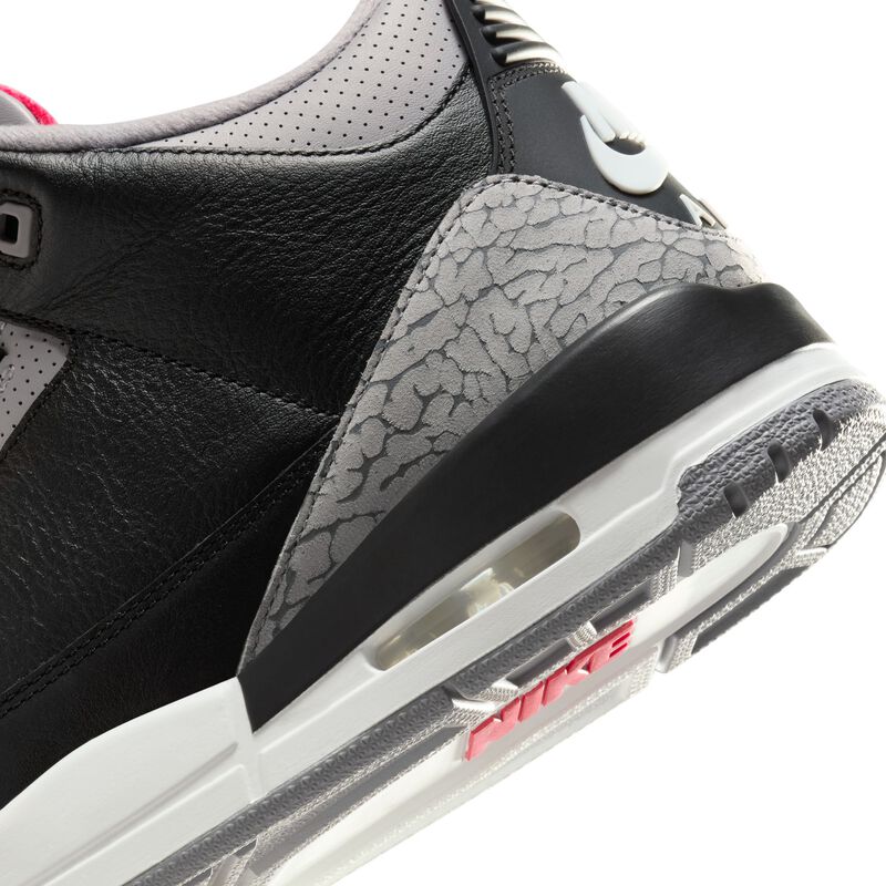 Air Jordan 3 Retro, Negro/Gris Cemento/Blanco Cumbre/Rojo Fuego, hi-res