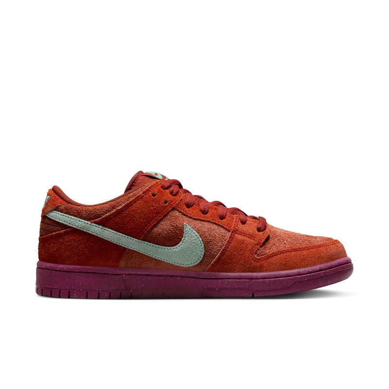 Nike SB Dunk Low Pro Premium, Rojo místico/Rojo esmeralda-Naranja rugoso, hi-res