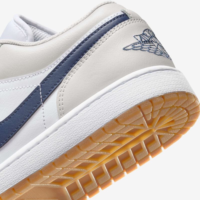 Air Jordan 1 Low, Blanco/Gris Neutro/Marrón Medio Goma/Azul Marino Medianoche, hi-res
