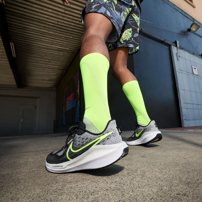 Nike Vomero 17, Negro/Gris humo claro/Blanco/Volt, hi-res