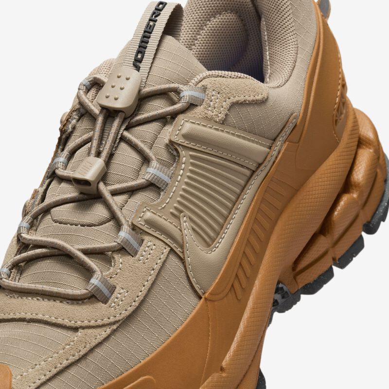 Nike Zoom Vomero Roam, Lino/Caqui-Antracita-Oro universitario, hi-res