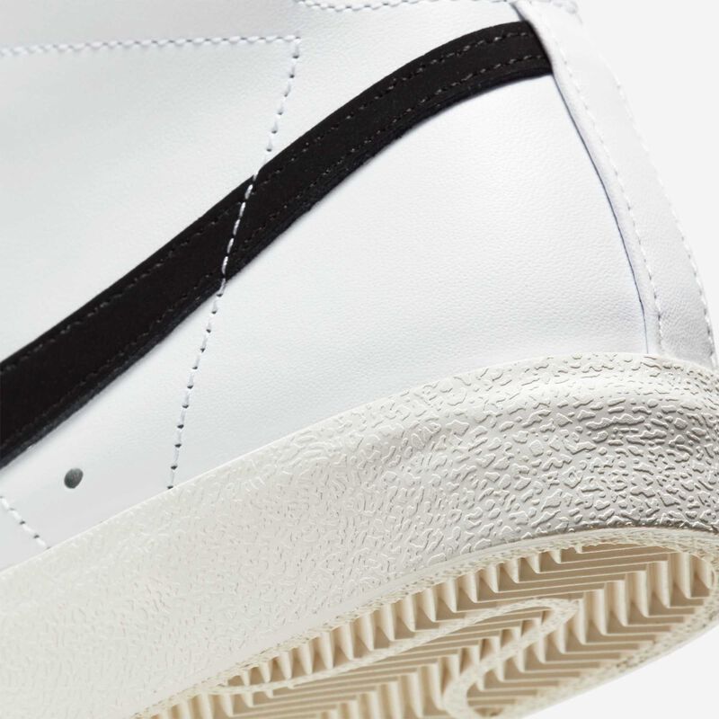 Nike Blazer Mid '77, Blanco/Vela/Melocotón/Negro, hi-res