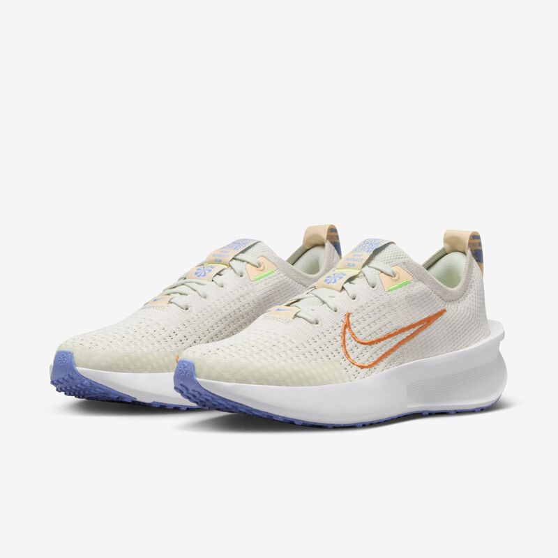 Nike Interact Run, Hueso Claro/Vela Mandarina Brillante, hi-res