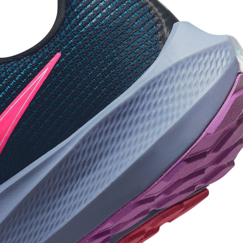Nike Pegasus 40 SE, Negro/Abismo verde/Azul Báltico/Rosa intenso, hi-res